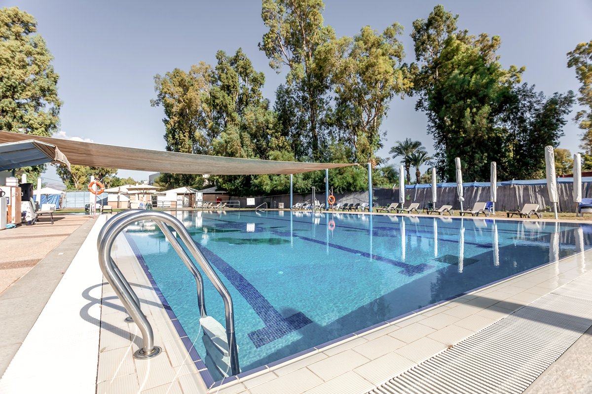 Swimming pool | Kinar Galilee Hotel 