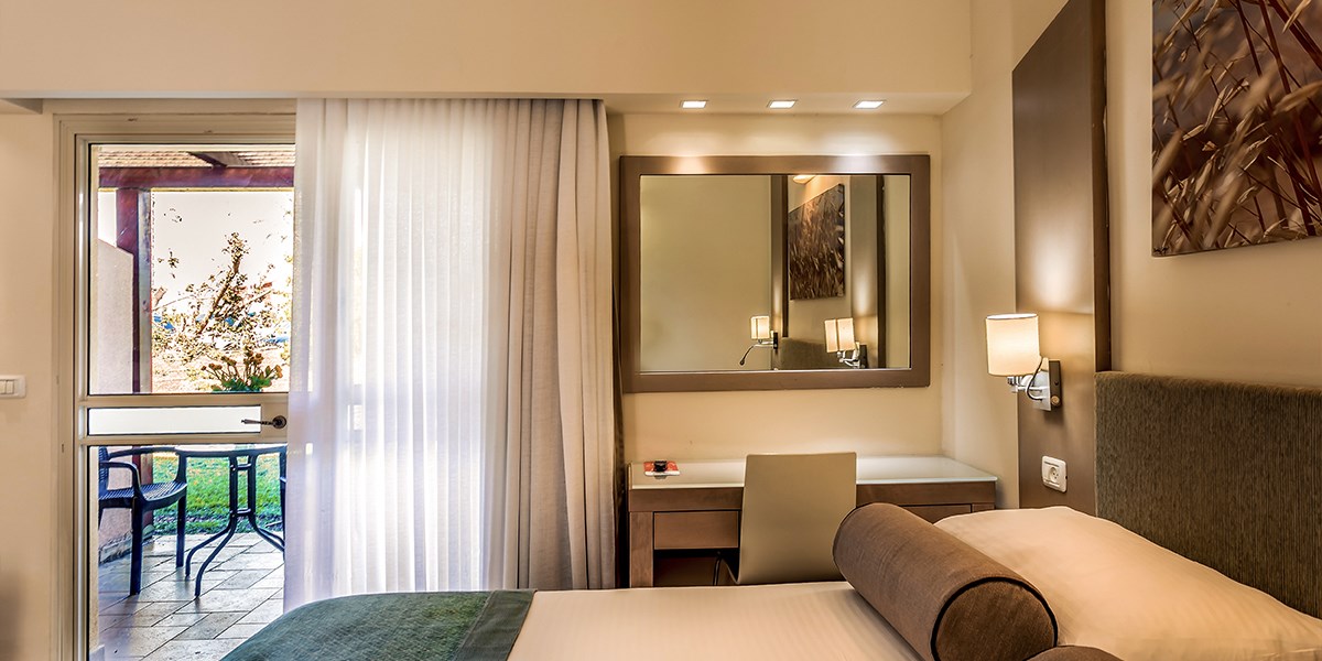 Golan Jaccuzi Room | Kinar